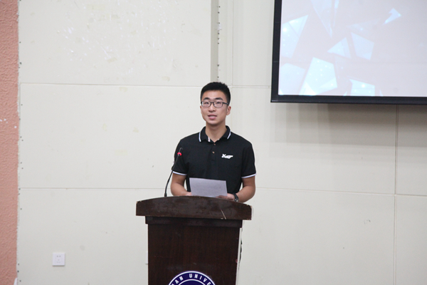 燕翔车队队长 孙立权发言